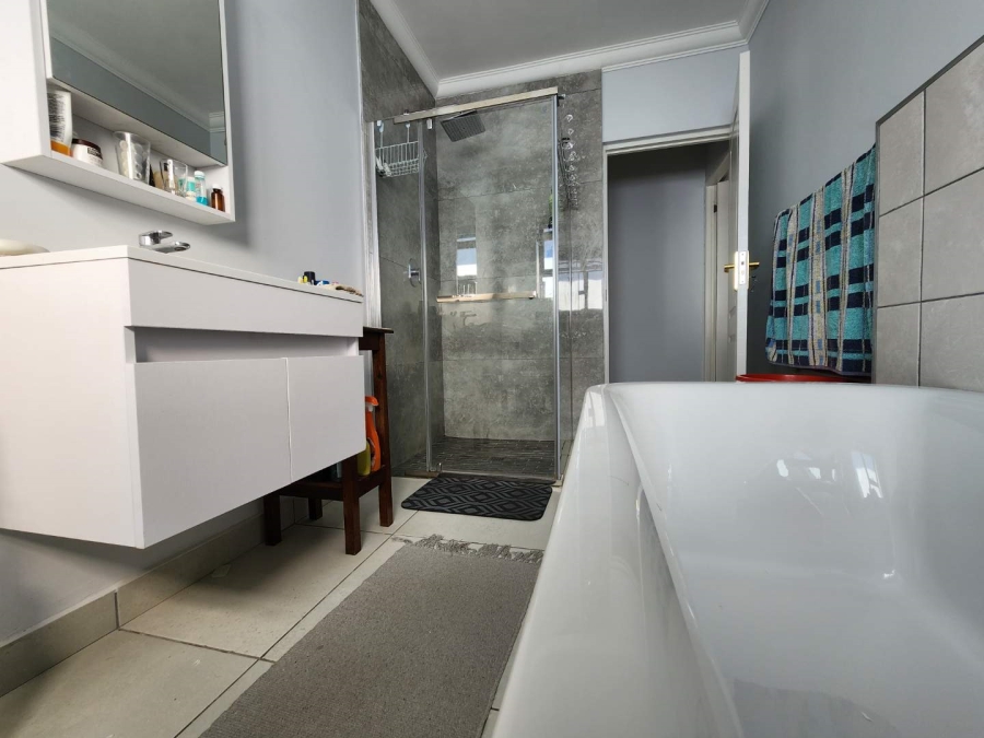 3 Bedroom Property for Sale in Monte Christo Western Cape